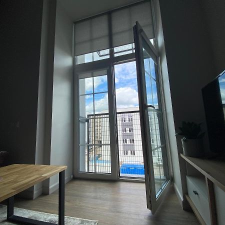 Radio City Loft Apartment Kaunas Ngoại thất bức ảnh